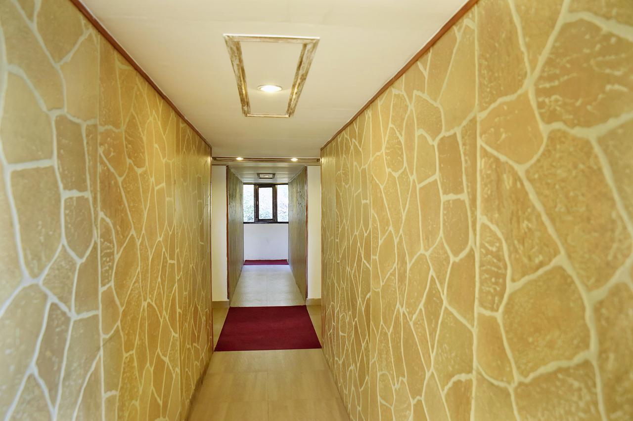 Oyo 8917 Hotel Crystal Palace Shimla Esterno foto