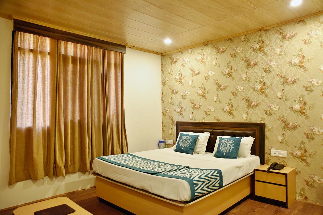 Oyo 8917 Hotel Crystal Palace Shimla Esterno foto