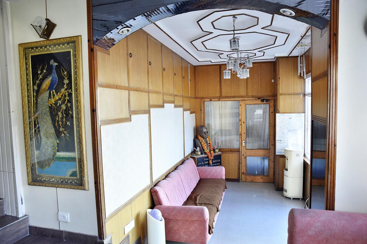 Oyo 8917 Hotel Crystal Palace Shimla Esterno foto