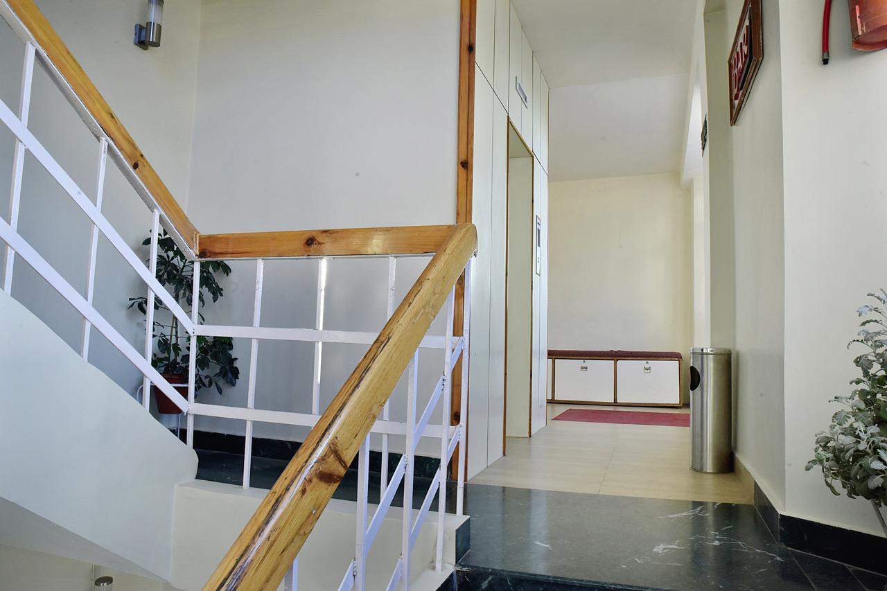 Oyo 8917 Hotel Crystal Palace Shimla Esterno foto